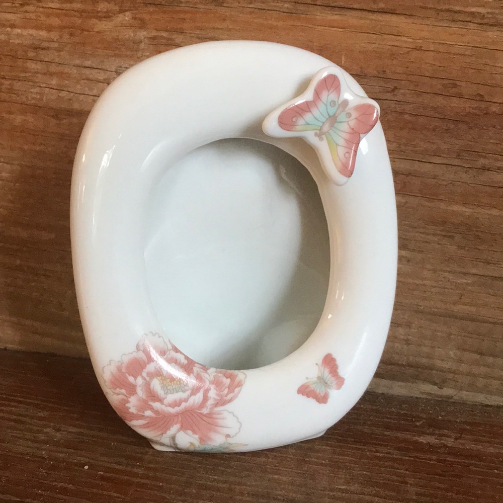 Ceramic picture frame with flower and butterfly